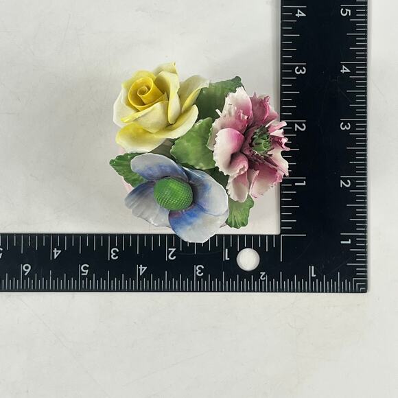 Crown Royal Bone China England Floral Figurine Pink Vase Hand Painted 1950s - Picture 8 of 8